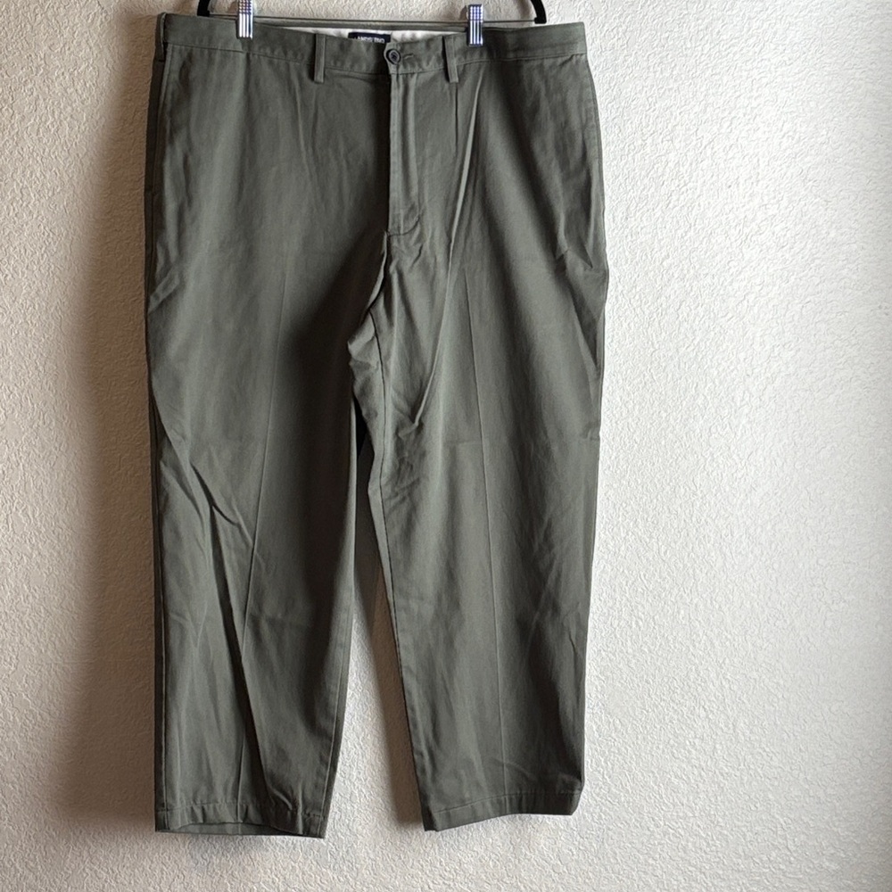 Lands' End Men's Olive Green Chinos